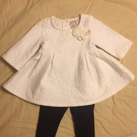 Two piece set - Picture 4 of 8